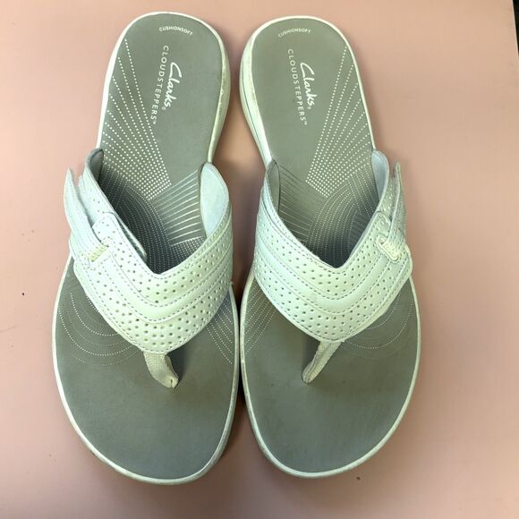 Clarks Cloudsteppers Women’s 10 White Sandals Adjustable Flip Flop Style Sliders - Picture 6 of 9